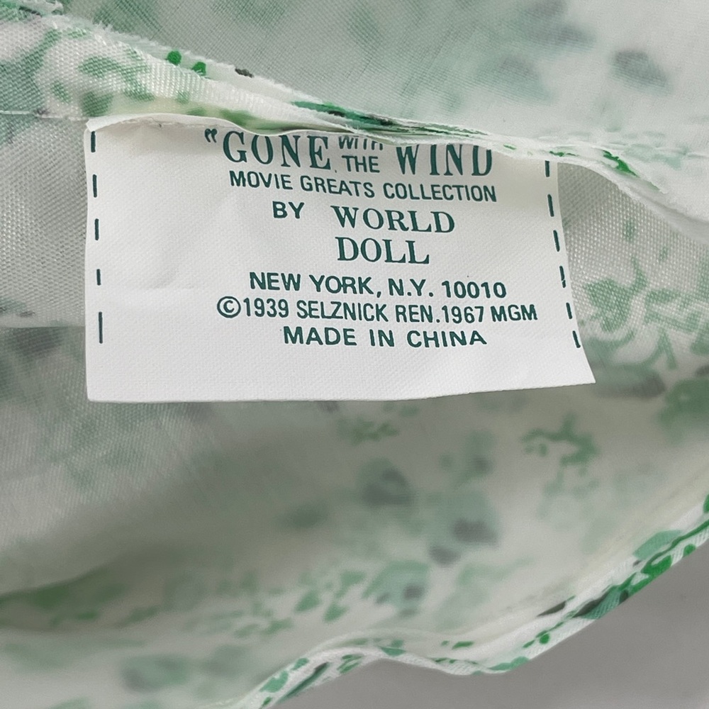 World Doll “Gone With the Wind” 12" Vinyl Doll Scarlett O'Hara w/ Tags NWOB - Picture 4 of 7